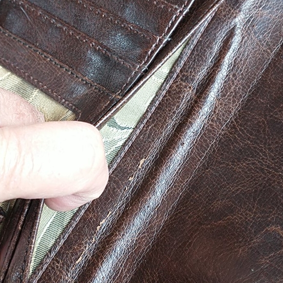 Handcrafted Leather Handbag & Wallet - Picture 16 of 17